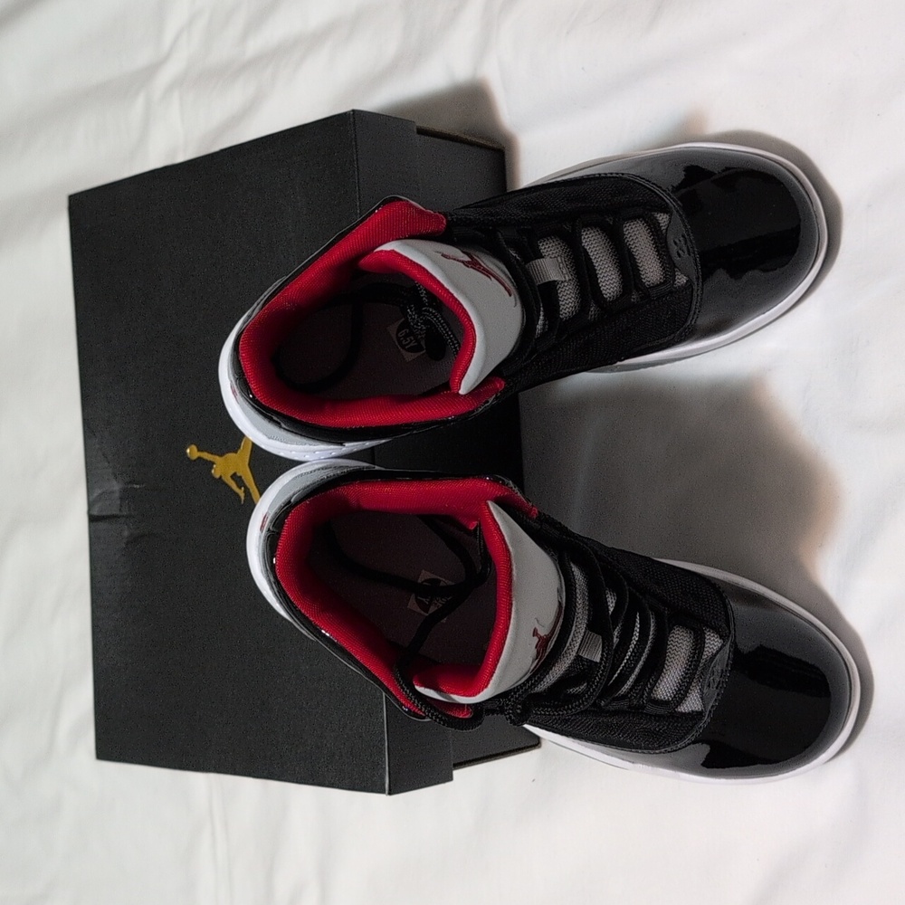Air Jordan Black and Red Sneakers - Picture 4 of 9